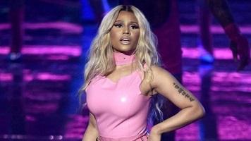 Ники Минаж отменила концерты из-за опасности в Словакии