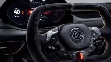 Lotus Evija панель